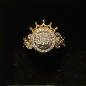 1/2 CT. T.W. 10k Gold Genuine Diamond Crown Ring